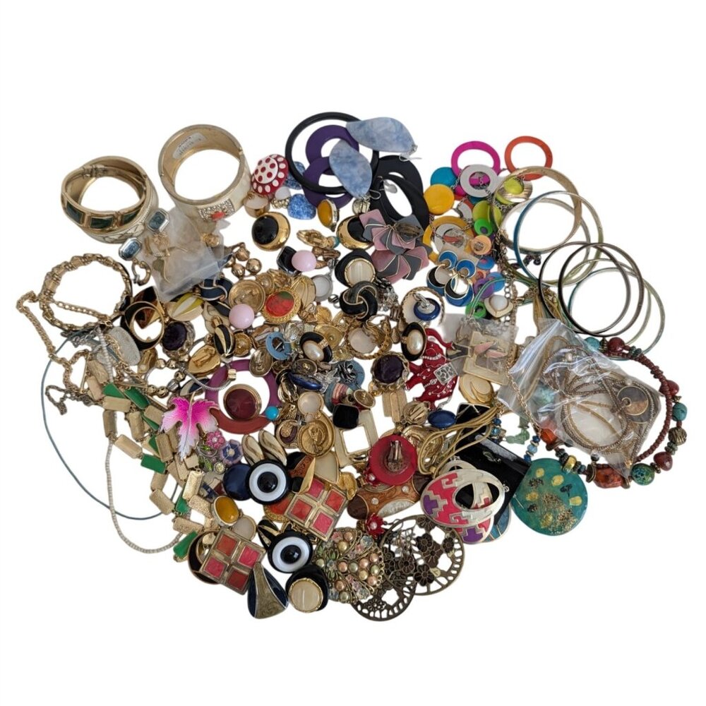 Assorted Costume Jewelry Bulk Lot Vintage Modern Earrings Bracelets Mixed 3.5 lb